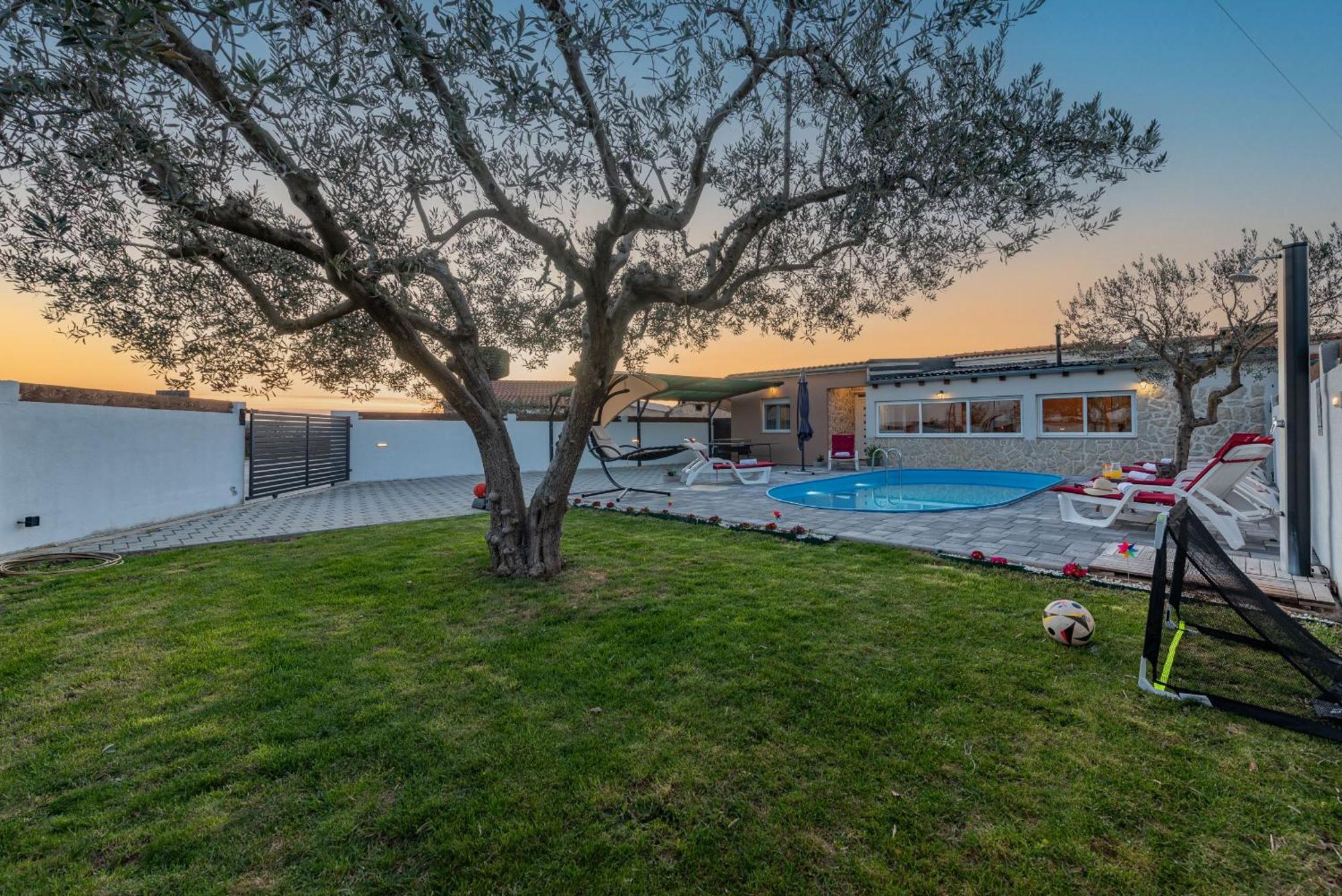 Villa Luma Zadarvillas Gorica  ภายนอก รูปภาพ